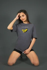 Жіноча футболка з принтом | DOLCE&BANANA (00156) Фуме